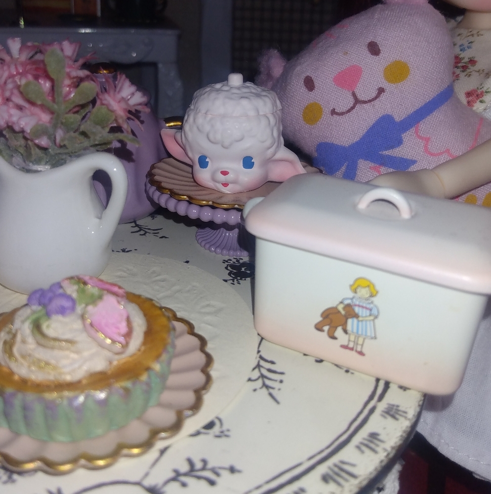 Blythe Doll House Accessories